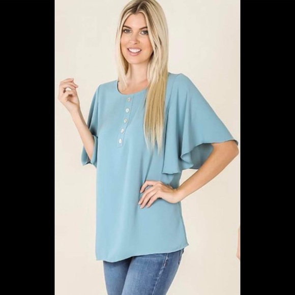 Zenana Waterfall 2 Button Top - Picture 1 of 1